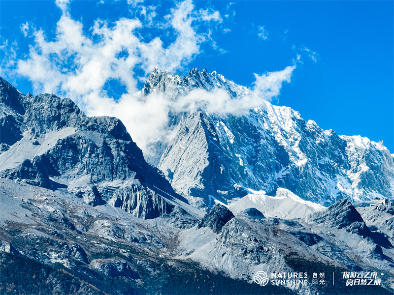 麗江玉龍雪山航拍圖